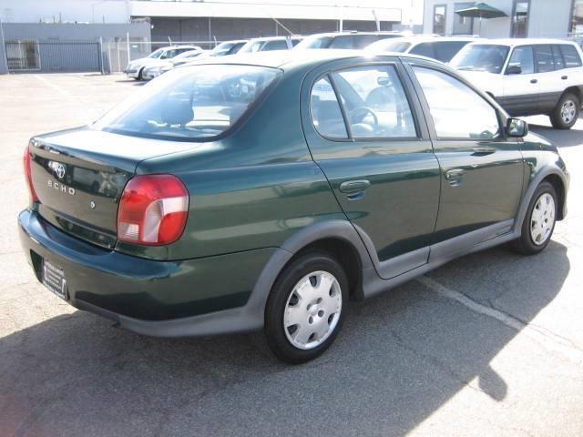 Toyota Echo 2001 photo 4