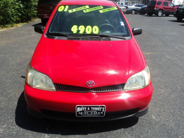 Toyota Echo 2001 photo 4