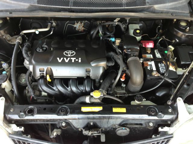 Toyota Echo 2001 photo 3