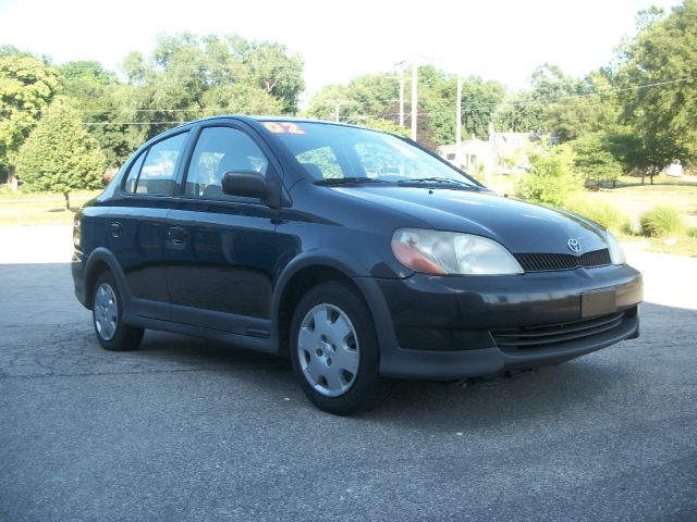 Toyota Echo 2002 photo 3