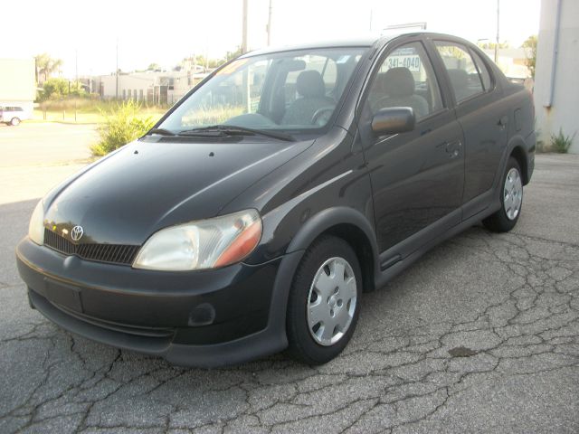 Toyota Echo 2002 photo 4
