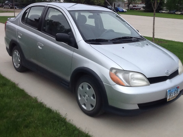 Toyota Echo 2002 photo 12