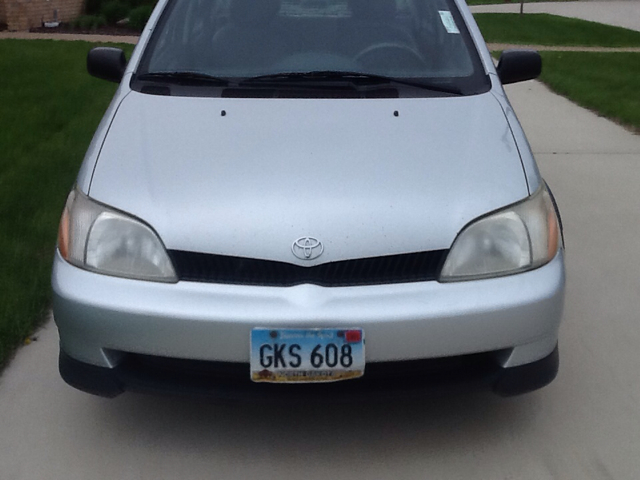 Toyota Echo 2002 photo 18