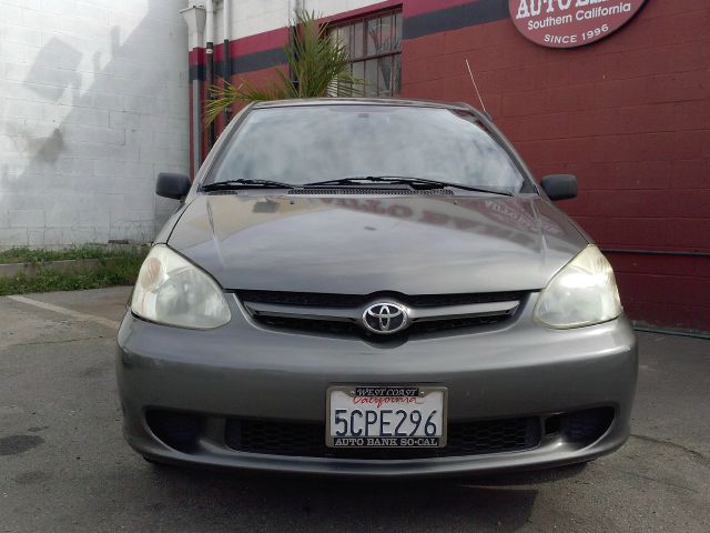 Toyota Echo 2003 photo 1