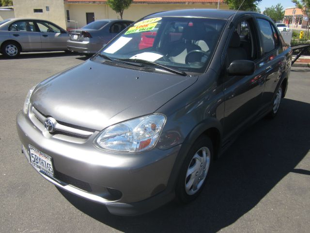 Toyota Echo 2003 photo 4