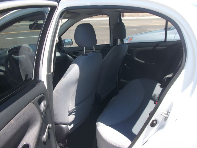 Toyota Echo 2005 photo 3