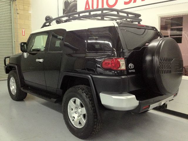 Toyota FJ Cruiser 2007 photo 3