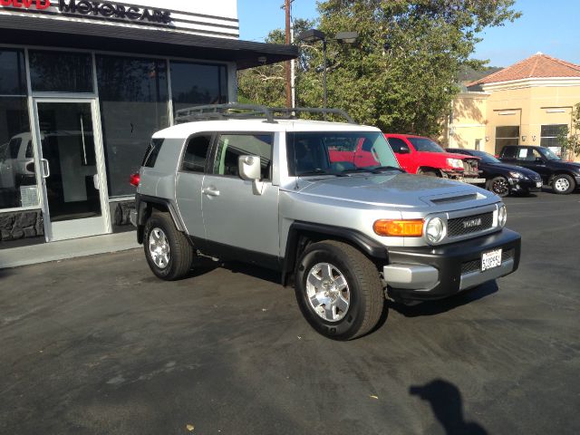 Toyota FJ Cruiser 2007 photo 11