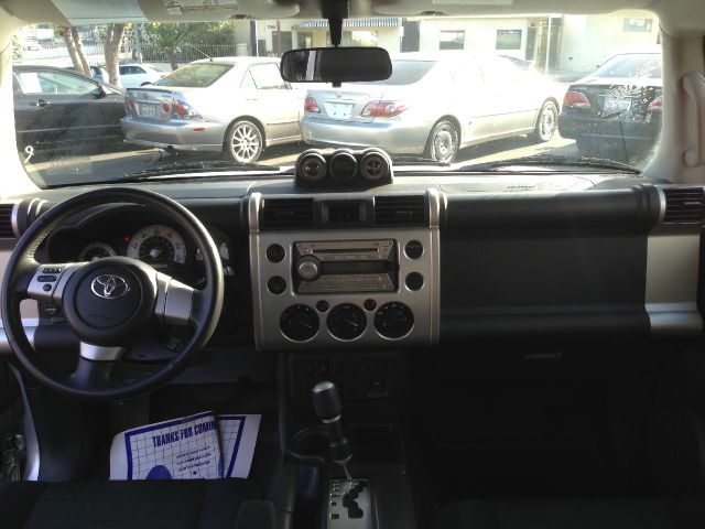 Toyota FJ Cruiser 2007 photo 4
