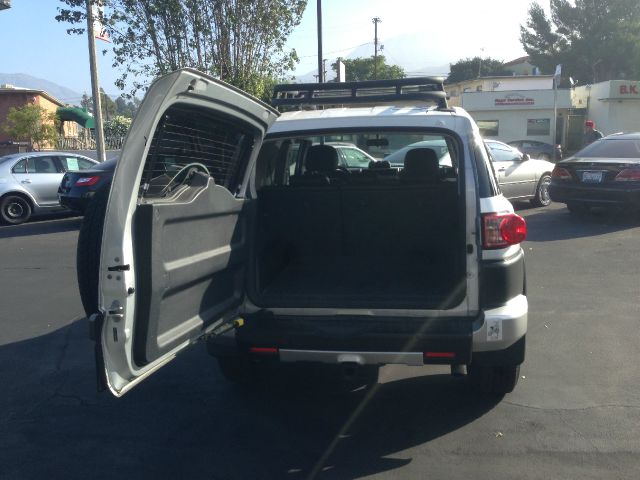 Toyota FJ Cruiser 2007 photo 6