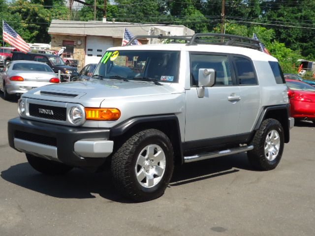 Toyota FJ Cruiser Overland Sport Utility 4D SUV