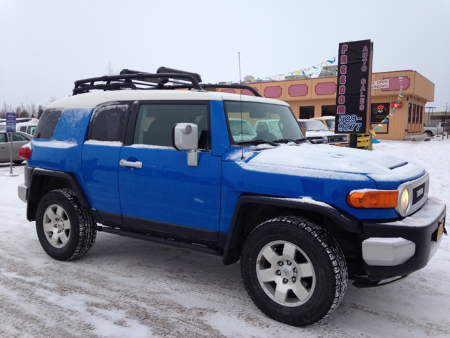 Toyota FJ Cruiser AWD W/nav, Leather, 3rd Rowsunroof SUV