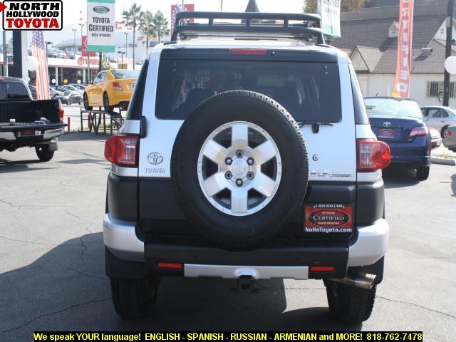 Toyota FJ Cruiser 2007 photo 4