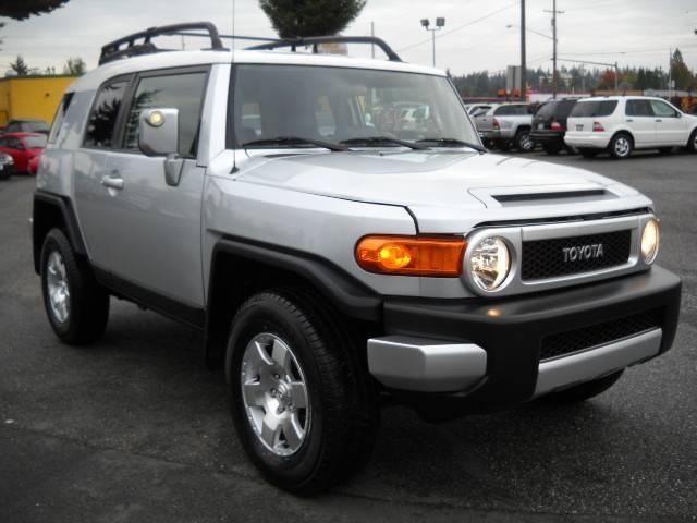 Toyota FJ Cruiser SLT 25 Sport Utility