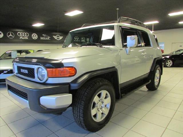 Toyota FJ Cruiser 2007 photo 2