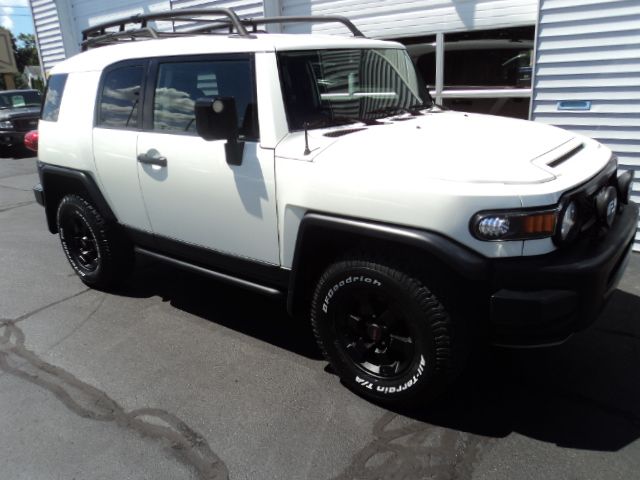 Toyota FJ Cruiser Overland Sport Utility 4D SUV