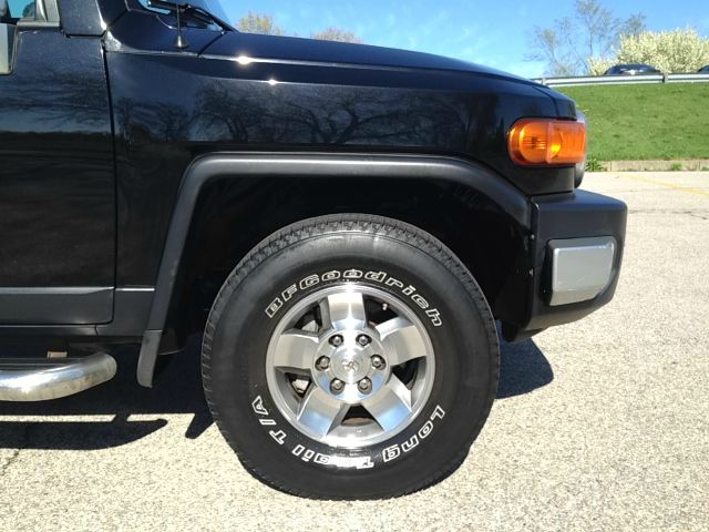 Toyota FJ Cruiser Overland Sport Utility 4D SUV