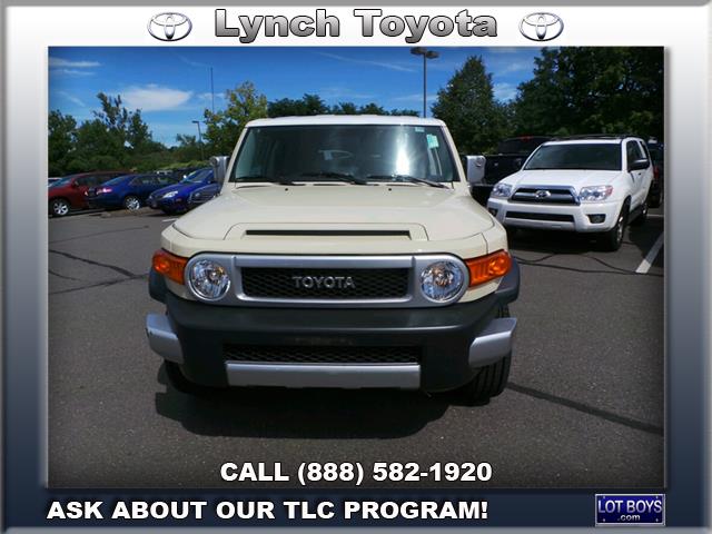 Toyota FJ Cruiser 2008 photo 3