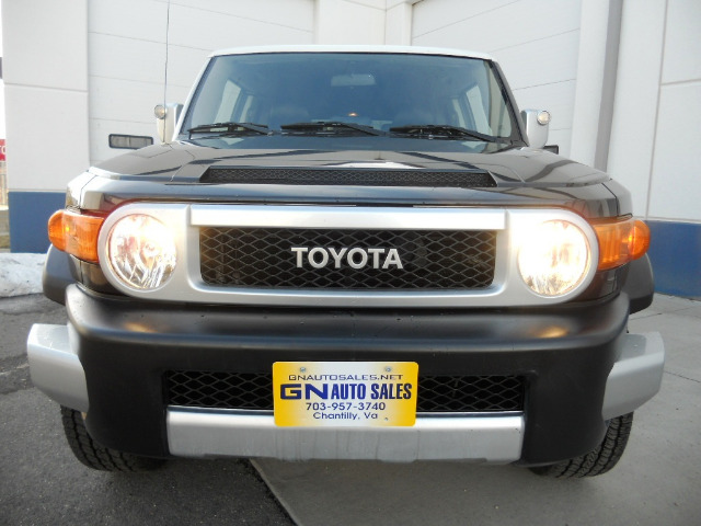 Toyota FJ Cruiser 2008 photo 2