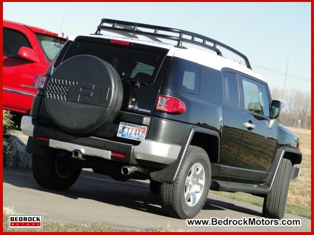 Toyota FJ Cruiser 2008 photo 2