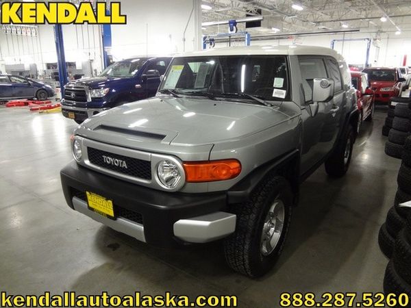 Toyota FJ Cruiser XR Unspecified