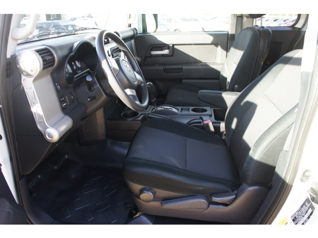 Toyota FJ Cruiser 2009 photo 3