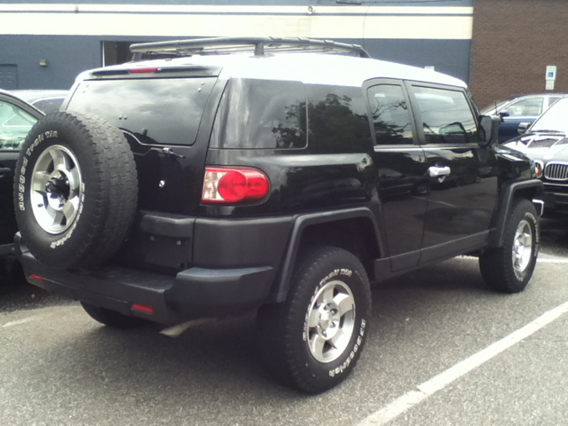 Toyota FJ Cruiser 2009 photo 8
