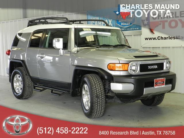 Toyota FJ Cruiser 2010 photo 1