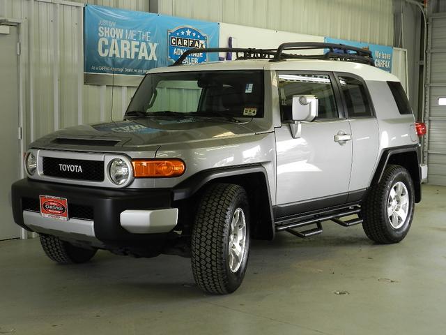 Toyota FJ Cruiser 2010 photo 3