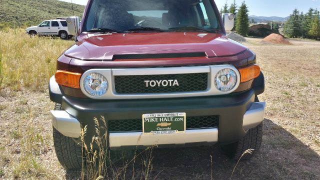 Toyota FJ Cruiser Overland Sport Utility 4D SUV