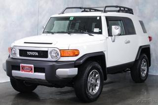 Toyota FJ Cruiser 2011 photo 1