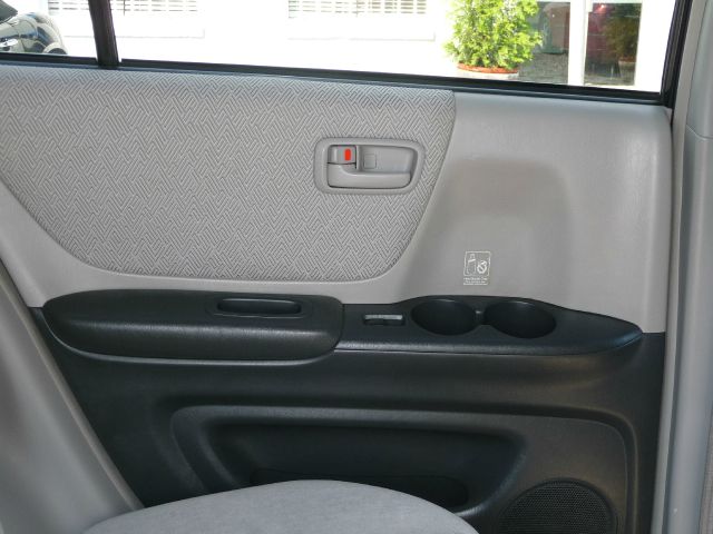 Toyota Highlander 2001 photo 4