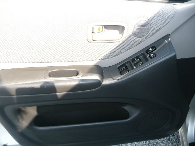 Toyota Highlander 2001 photo 8