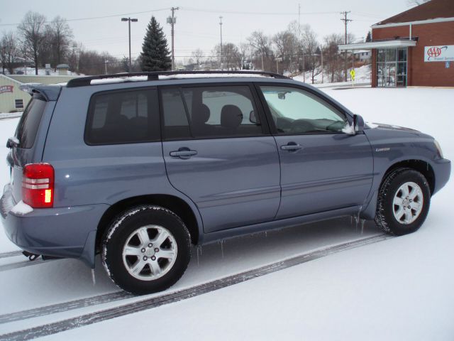 Toyota Highlander 2001 photo 1