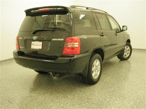 Toyota Highlander Red Line Other