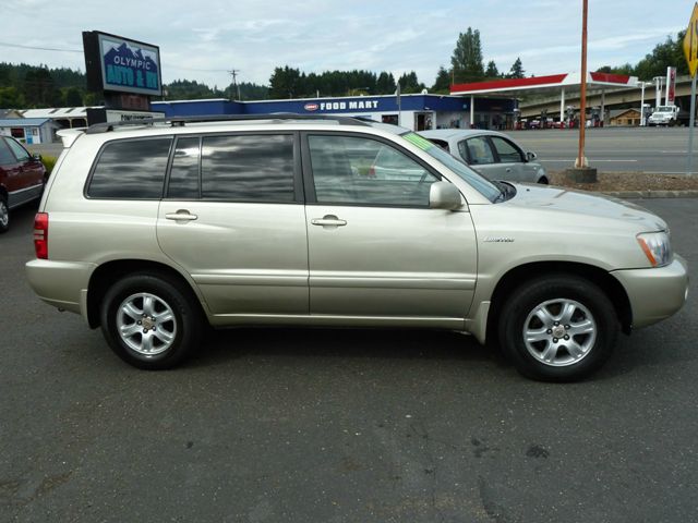 Toyota Highlander 2001 photo 1