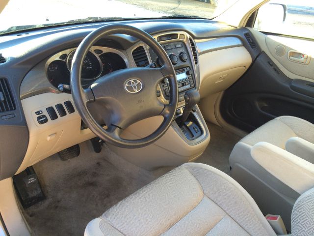 Toyota Highlander 2001 photo 3