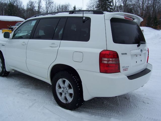 Toyota Highlander 2001 photo 3