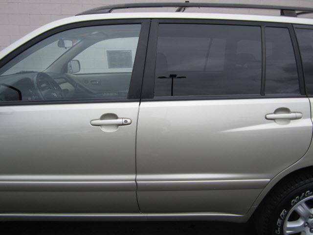 Toyota Highlander 2001 photo 3