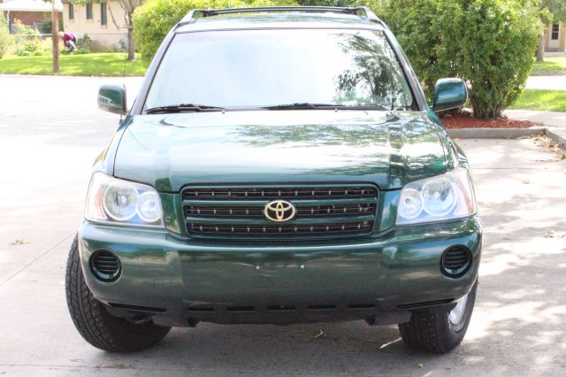Toyota Highlander 2001 photo 3