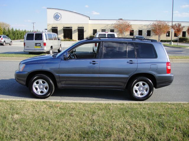 Toyota Highlander 2001 photo 1