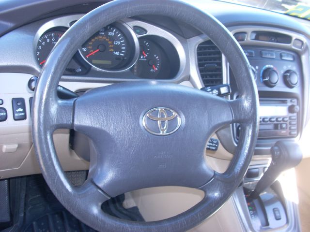 Toyota Highlander 2002 photo 12