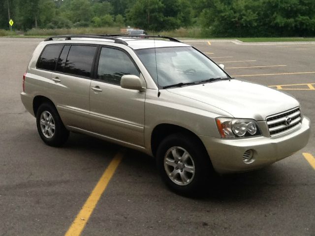 Toyota Highlander Xlt-fx4 SUV