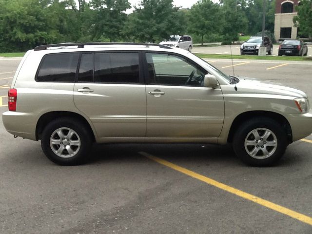 Toyota Highlander 2002 photo 2