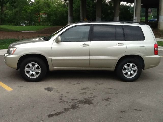 Toyota Highlander 2002 photo 4