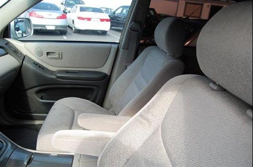 Toyota Highlander 2002 photo 1