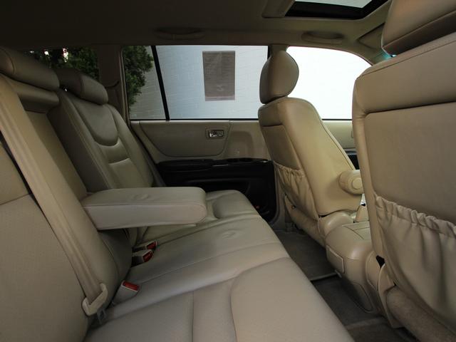 Toyota Highlander 2002 photo 3