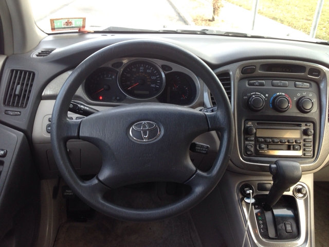 Toyota Highlander 2002 photo 3