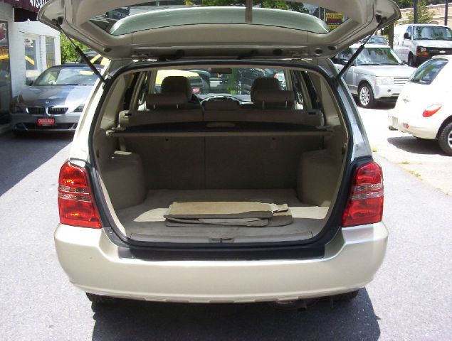 Toyota Highlander 2002 photo 2