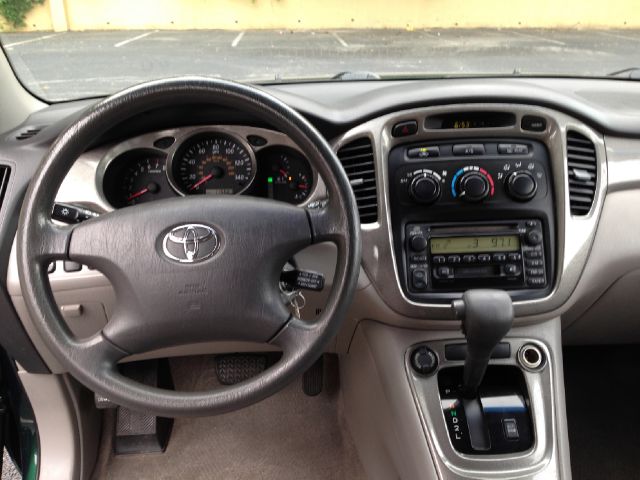 Toyota Highlander 2003 photo 13